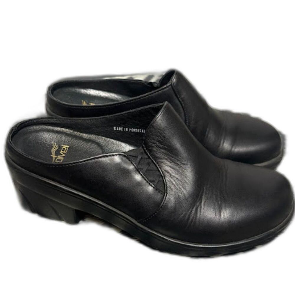 Dansko Solvei black leather slip-on clogs size 40 9.5 nursing teaching comfort
